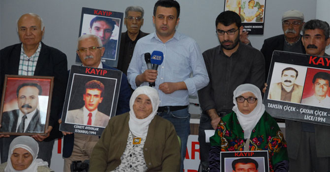 Kayıp yakınları 476. eylem için bir araya geldi