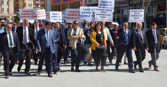 Hakkari’de ‘’Otizm Farkındalık" Etkinliği Düzenlendi