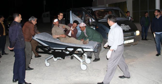 Şemdinli'de Askeri Araç Devrildi: 17 Yaralı