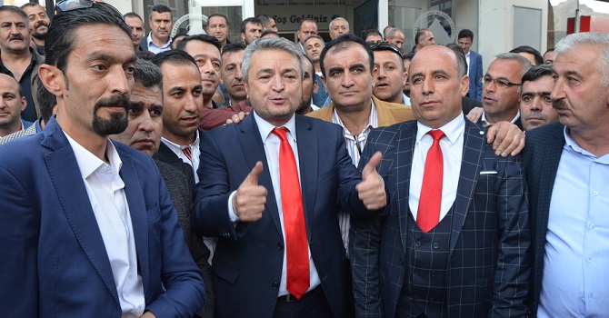 Güven tazeleyen Taş’tan teşekkür konuşması
