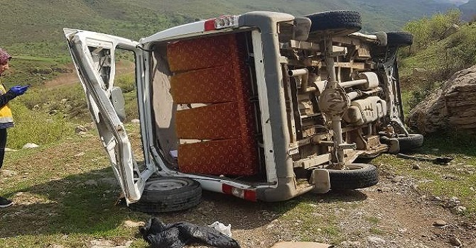 Van'da öğrenci servisi şarampole devrildi: 1 ölü, 17 yaralı