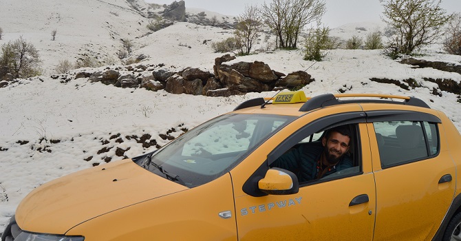 Hakkari ve Yüksekova'da kar yağışı