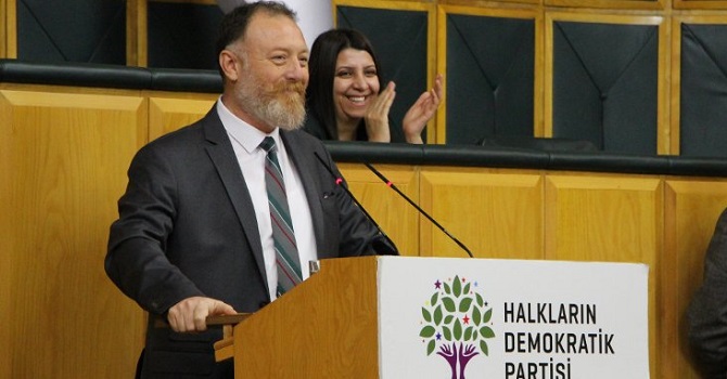 Temelli: 'Rojbaş' diyorlar 'bonjur' anlıyorsun!