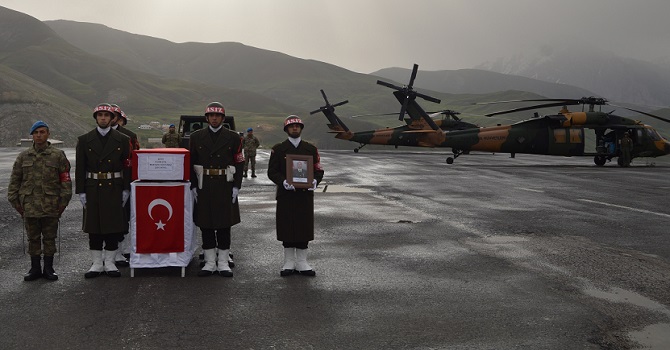 Hakkari’de şehit asker için tören düzenlendi