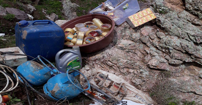 Yüksekova'da 2 sığınakta mühimmat bulundu