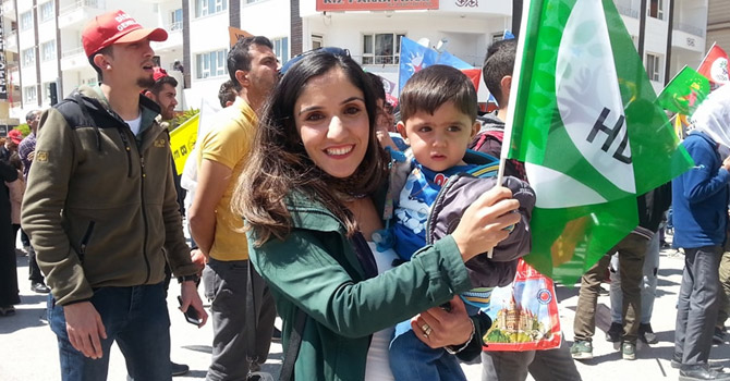 Hakkarili Gazeteci Çiftçi HDP'den aday adayı