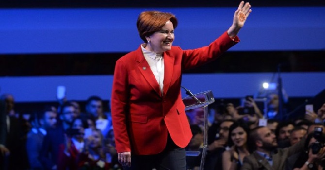 Meral Akşener: Demirtaş'ın kampanyasını bizlerle eşit koşullarda yapmasını isterim