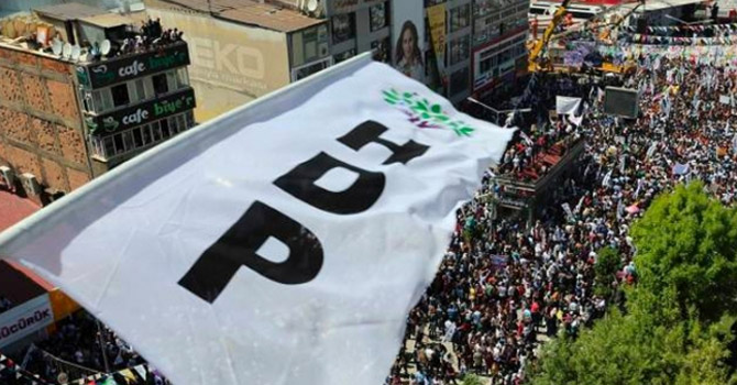 HDP'den 'Kürt sorununa çözüm deklarasyonu'