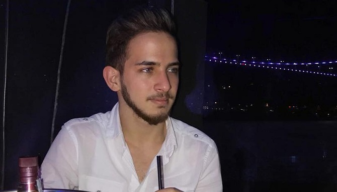 Yıllarını verdi, Sosyal medya fenomeni oldu