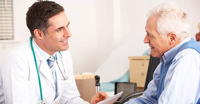 "Yaşlılar, aile hekimine vakit geçirmek için gidiyor"