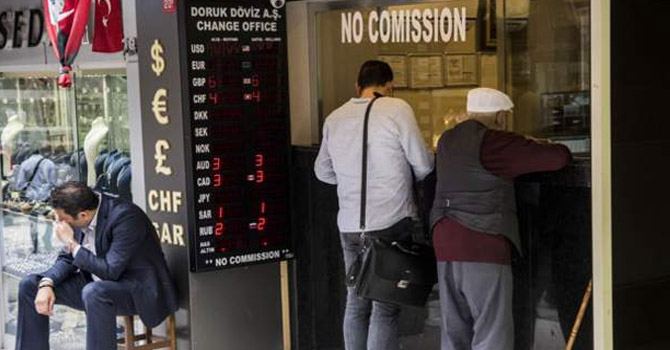 Tahtakale'de döviz alım satımı durdu