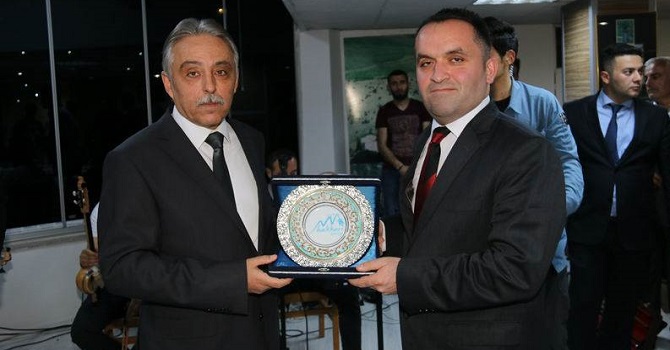 Komisyon Başkanı Kuruyamaç'a veda yemeği!