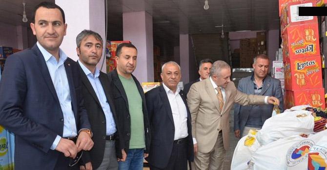 YÜTSO’dan 800 aileye gıda yardımı