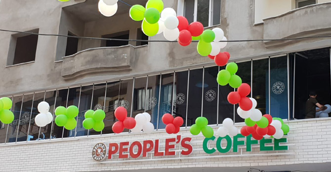 ​People's Coffee'den bir açılış daha