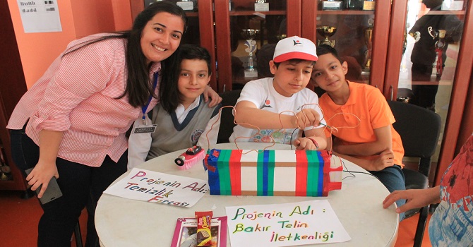 Hakkari Gazi ilköğretim Okulu Bilim Fuarı düzenledi