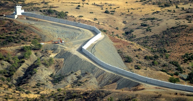 Hakkari sınırına 43 kilometrelik güvenlik duvarı