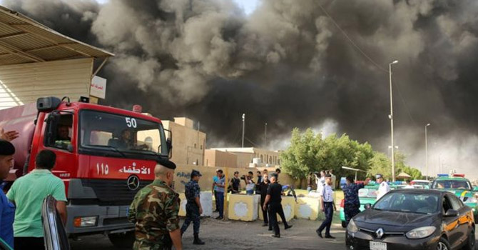 Oyların yeniden sayılması kararı alınan Irak'ta oy toplama merkezinde yangın