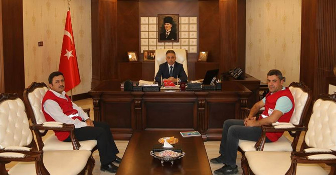 Kızılay yönetiminden Vali Toprak'a ziyaret