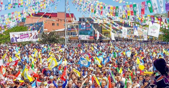 HDP'nin İstanbul Mitinginin tarihi belli oldu