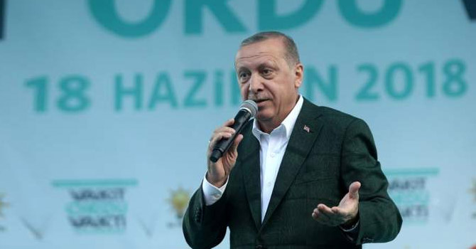 Erdoğan Van'da HDP'ye yüklendi
