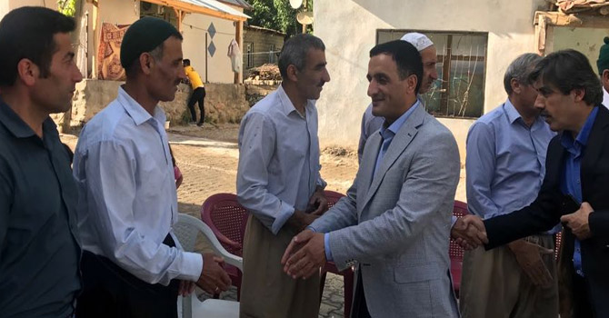 Ak Parti Hakkari'de çalışmalara devam ediyor