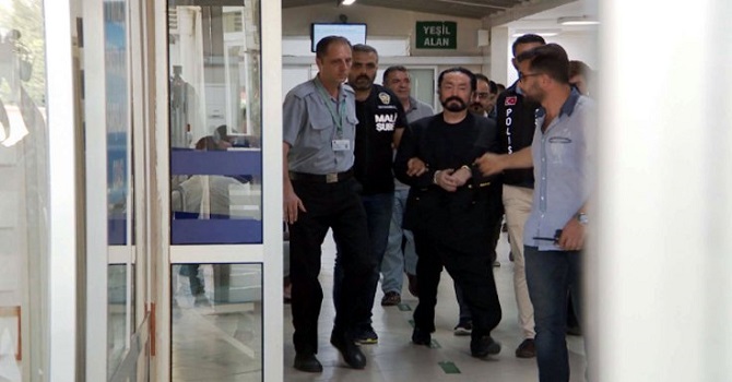 Oktar'ın geliri aylık 10 milyon dolar