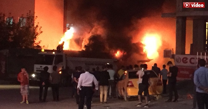 Hakkari Devlet hastanesi önündeki yangın paniğe neden oldu
