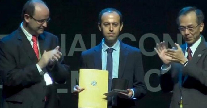 Ödülü çalınan Kürt profesör Birkar'a ikinci madalya