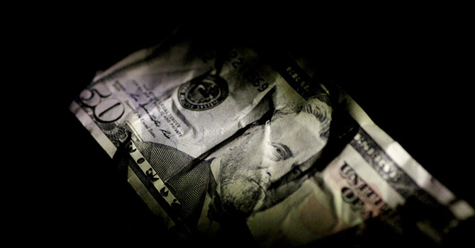 'Dolar bazında asgari ücret, 646 lira azaldı'