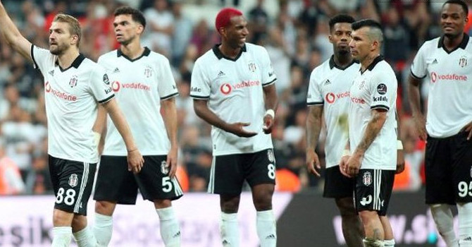 Beşiktaş: 2 - Akhisarspor: 1