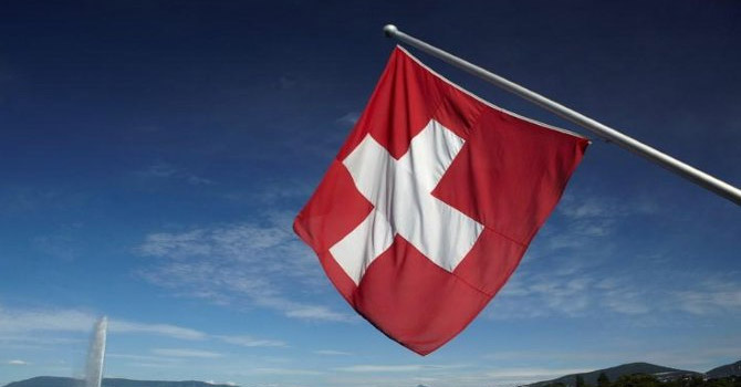 El sıkışmayan Müslüman çifte vatandaşlık verilmedi