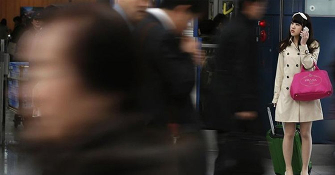 İşe gitmemek için kendisini bıçakladı