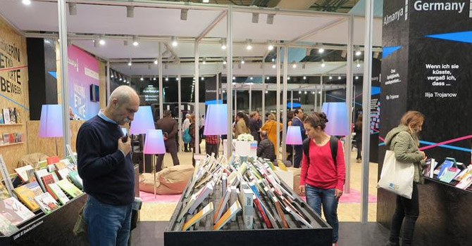 Dolar kağıdı vurdu: Yayıncılık krizde