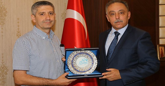 Albay Öztürk'ten Vali Toprak'a veda ziyareti!