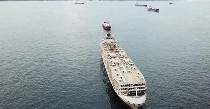 Şarbon iddialarıyla gündeme gelen gemi Türkiye'den ayrıldı