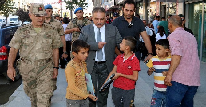 Vali Toprak'tan Esnaf Ziyareti