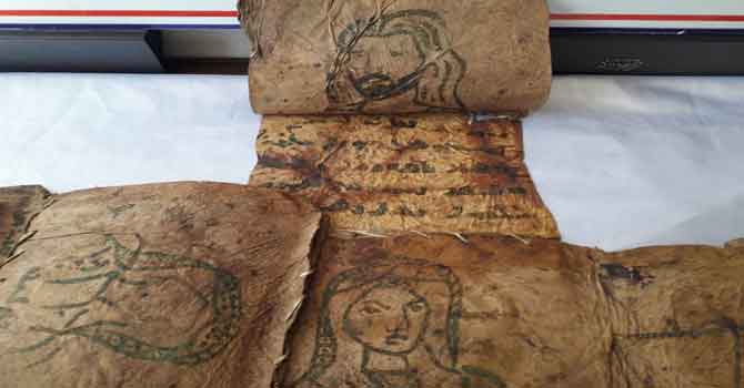 Hakkari'de kaçak İncil ele geçirildi