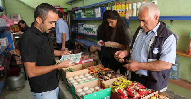 Yüksekova'da market ve bakkallar denetlendi