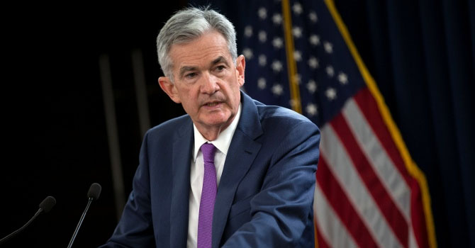 FED Başkanı'ndan Trump'a yanıt: Siyasi unsurları dikkate almıyoruz