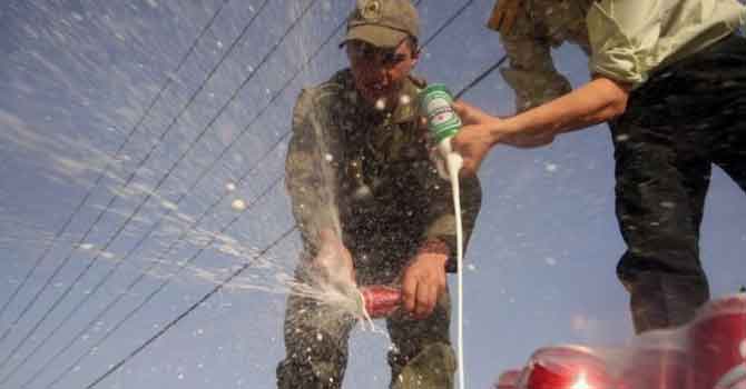 İran'da sahte içki nedeniyle 42 kişi öldü, 16 kişi kör oldu