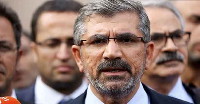 Tahir Elçi ölümünün 3. yılında vurulduğu yerde anıldı