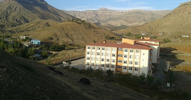 Derecik Beldesi'nin ilçe olma kararı bölgede heyecan yarattı