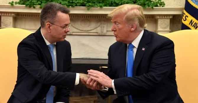 ABD'li rahip Brunson Beyaz Saray'da