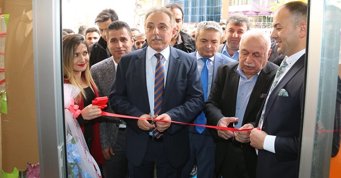 Vali Toprak Hakkari KİP'in açılışını yaptı