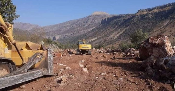 Derecik Sınır Kapısı için hummalı çalışma