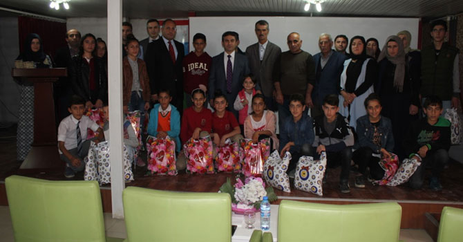 Hakkari’de Okul Destek Projesi tanıtım toplantısı