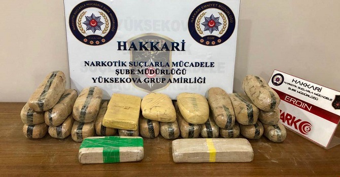 Yüksekova'da 13 kilo 200 gram eroin ele geçirildi
