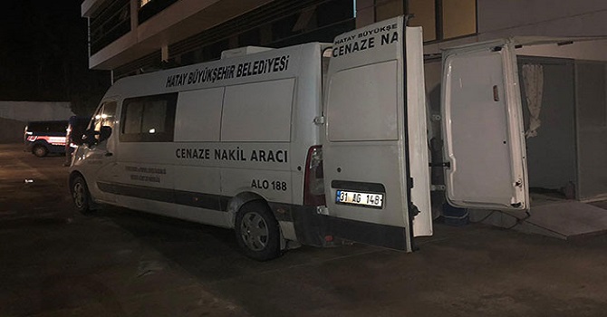 Sınırı geçmeye çalışan 6 kişi, selde hayatını kaybetti