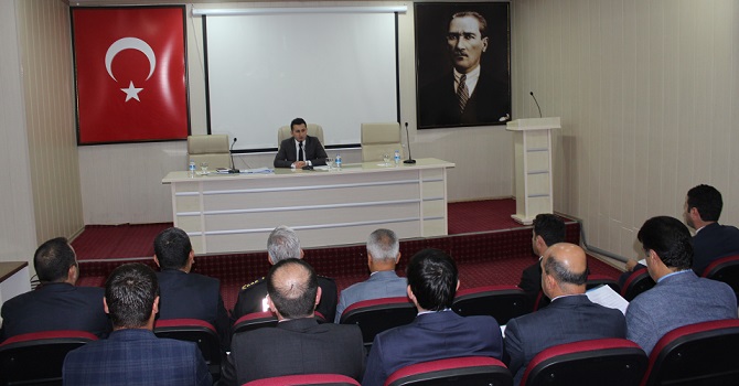 Hakkari’de “Karla mücadele toplantısı”