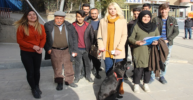 Hayvan Hakları İçin Hakkari'de Eylem Yaptılar